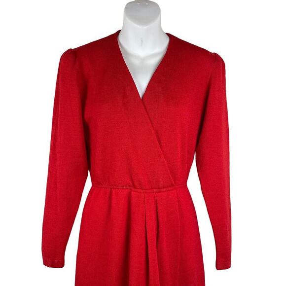 St. John Marie Gray Red Surplice Santana Knit‎ Dress Size 4 USA Vintage - Picture 2 of 5